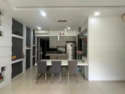 d'Nest (D18), Condominium #450004021